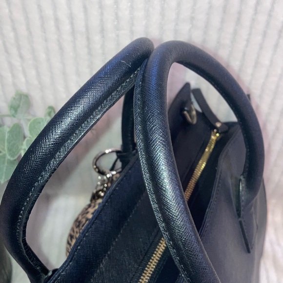 Kate Spade Black Satchel with Leopard Bow comes with crossbody strap - Picture 4 of 7